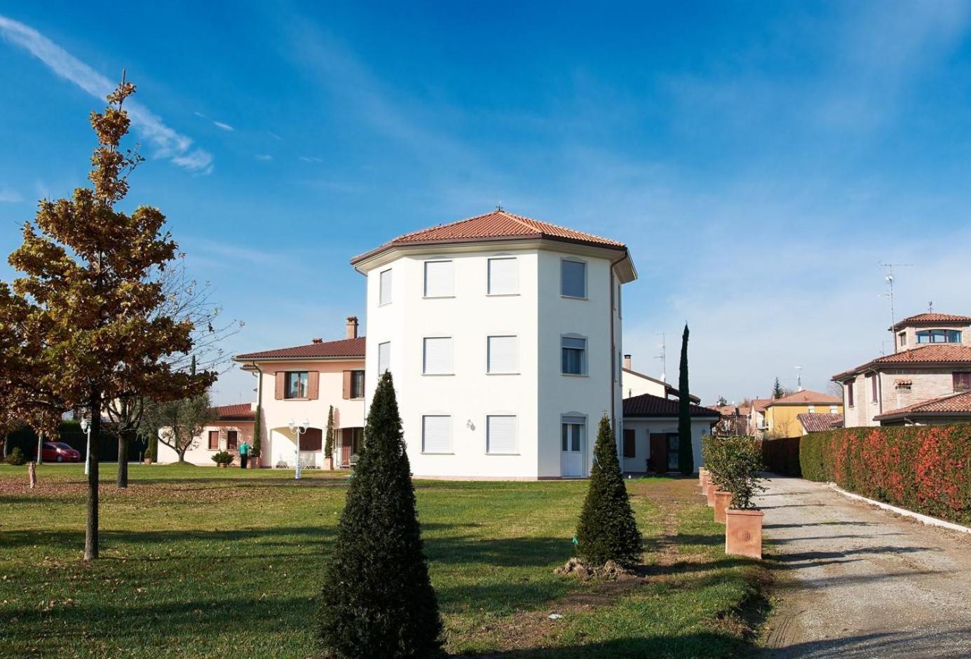 San Giovanni 3* San Giovanni in Persiceto